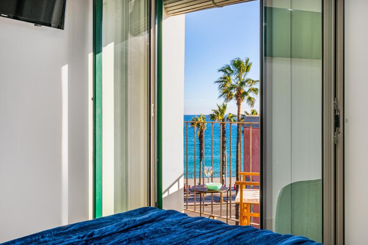 Kronos On The Beach Suite 3 Barcelona Exterior foto